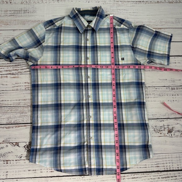 Lot of 3 Marmot Men’s Size Small & Medium Button Down Long & Short Sleeve Shirts - Picture 5 of 16
